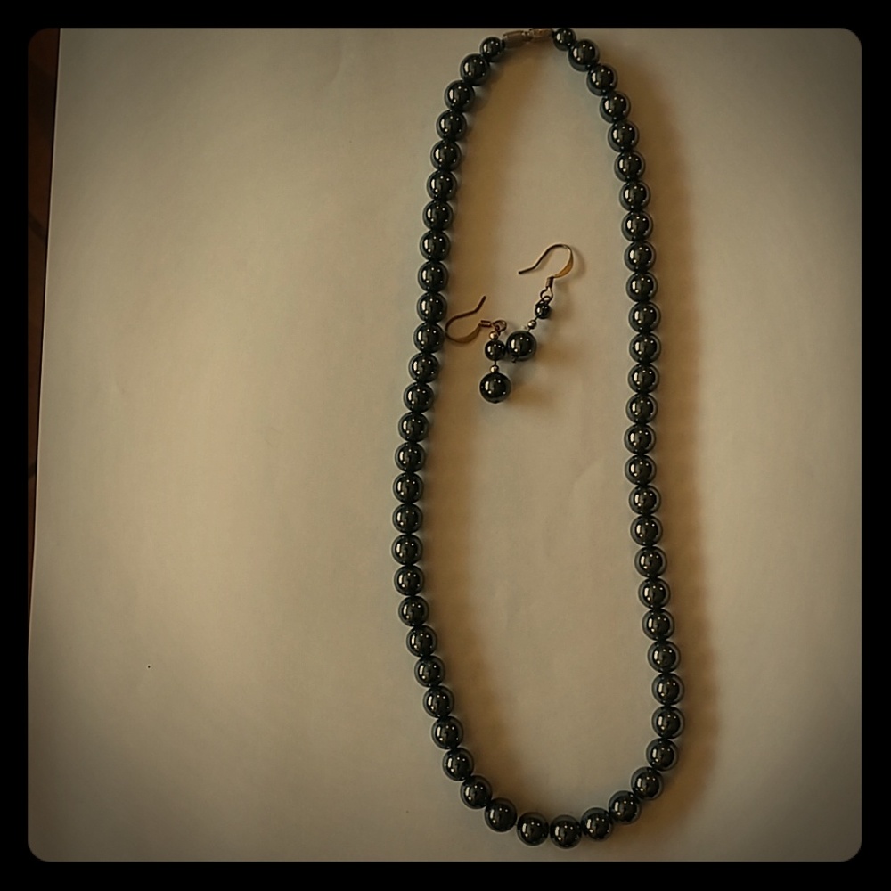 Charcoal gray necklace and earrings set